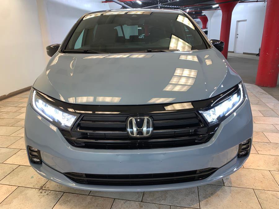 Used 2023 Honda Odyssey Sport image 5