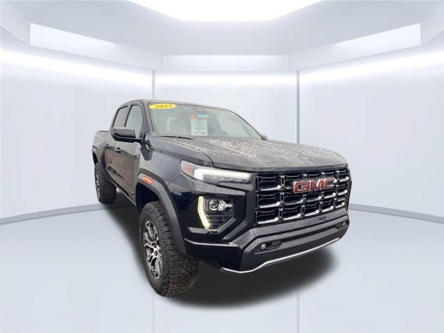 Used 2023 GMC Canyon AT4 w/ Canyon Safety Plus Package AWD/4WD image 2