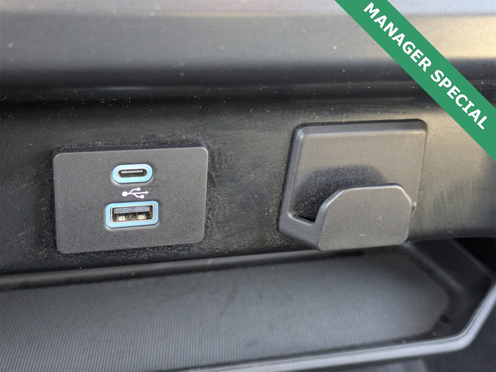 Used 2023 Ford F150 XLT image 23