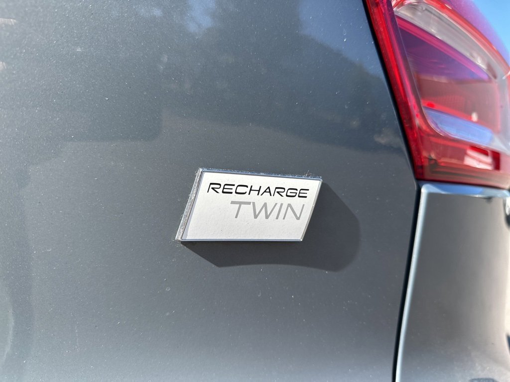 Used 2023 Volvo XC40 Recharge Plus image 10