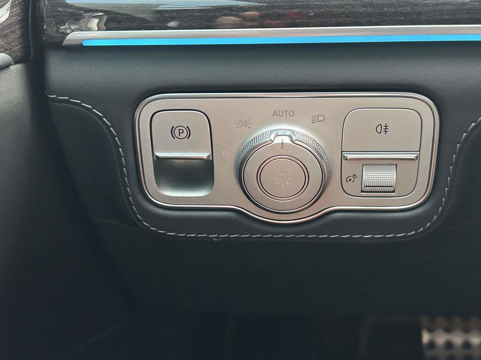 Certified 2022 Mercedes-Benz GLE 53 AMG 4MATIC image 24