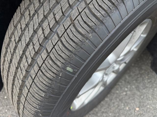 New 2026 Chrysler Pacifica Select image 5