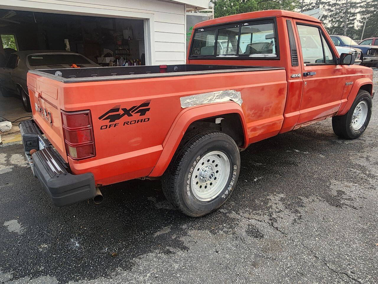 Used 1991 Jeep Comanche Pioneer AWD/4WD image 6