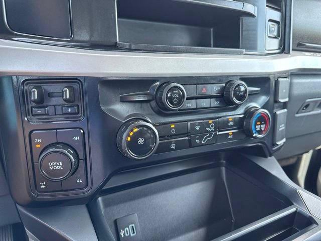 Used 2025 Ford F250 XLT w/ FX4 Off-Road Package AWD/4WD image 19