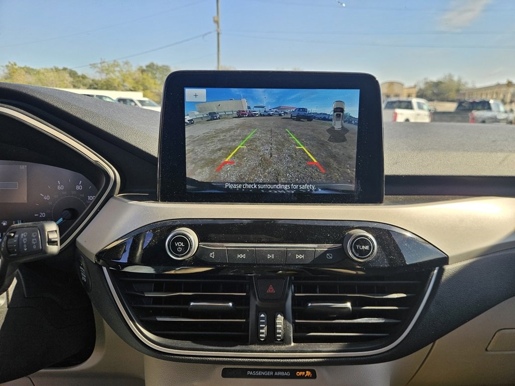 Used 2020 Ford Escape SEL image 12