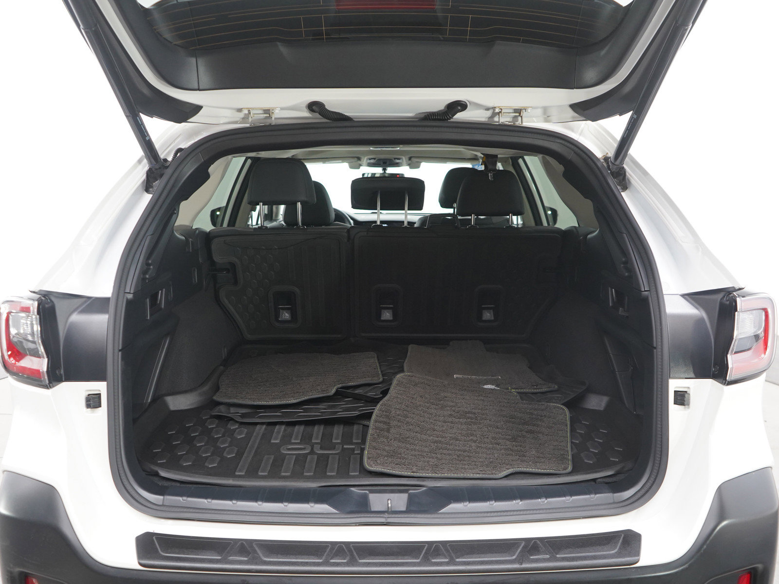 Used 2021 Subaru Outback Onyx Edition XT w/ Popular Package #2 image 15