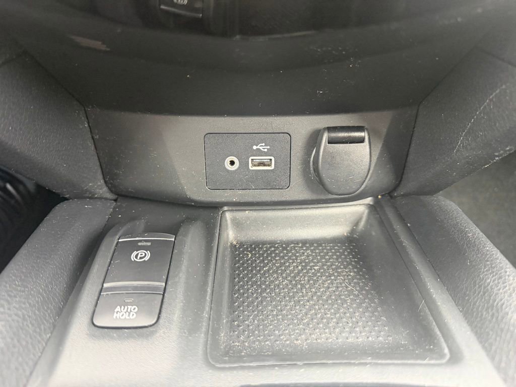 Used 2020 Nissan Rogue SV w/ Premium Package FWD image 30