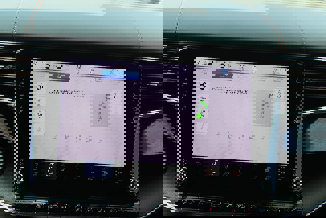 New 2025 Jeep Grand Wagoneer Series III w/ Rear Seat Video Group 1 image 17