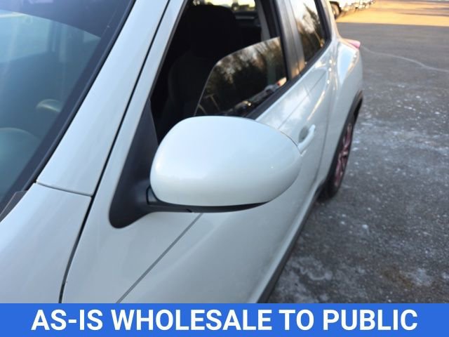 Used 2014 Nissan Juke S image 27