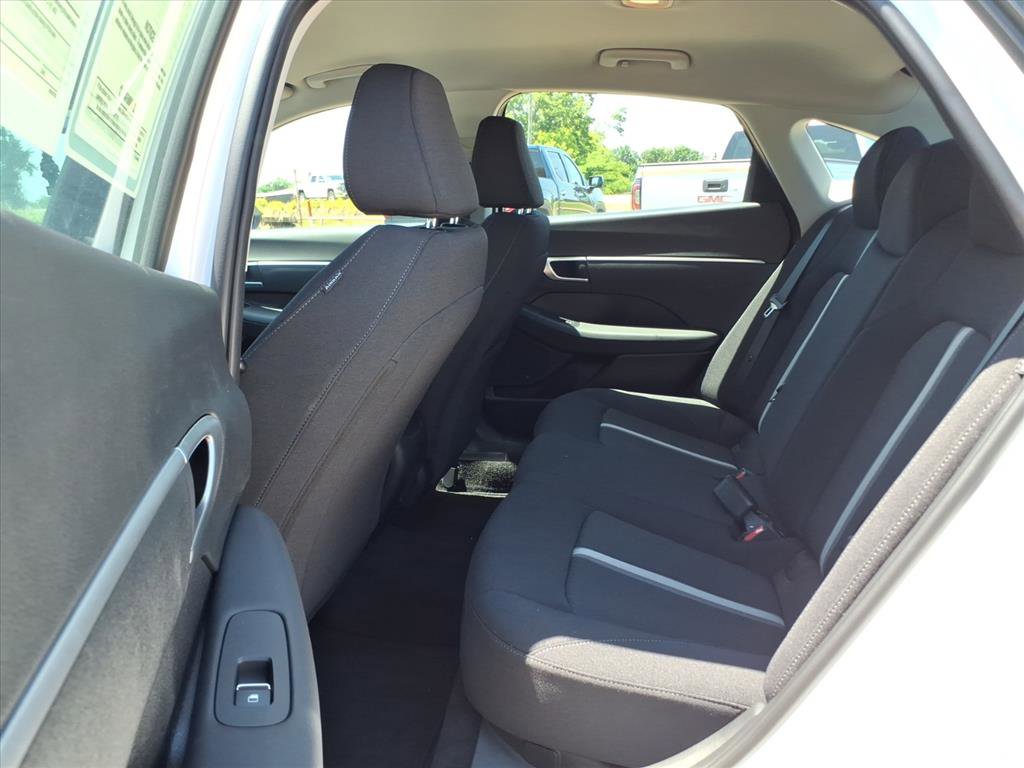 Certified 2025 Hyundai Sonata SE FWD image 11