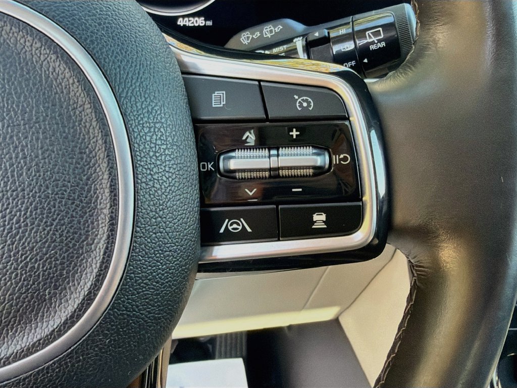 Used 2024 Kia Carnival SX Prestige FWD image 13