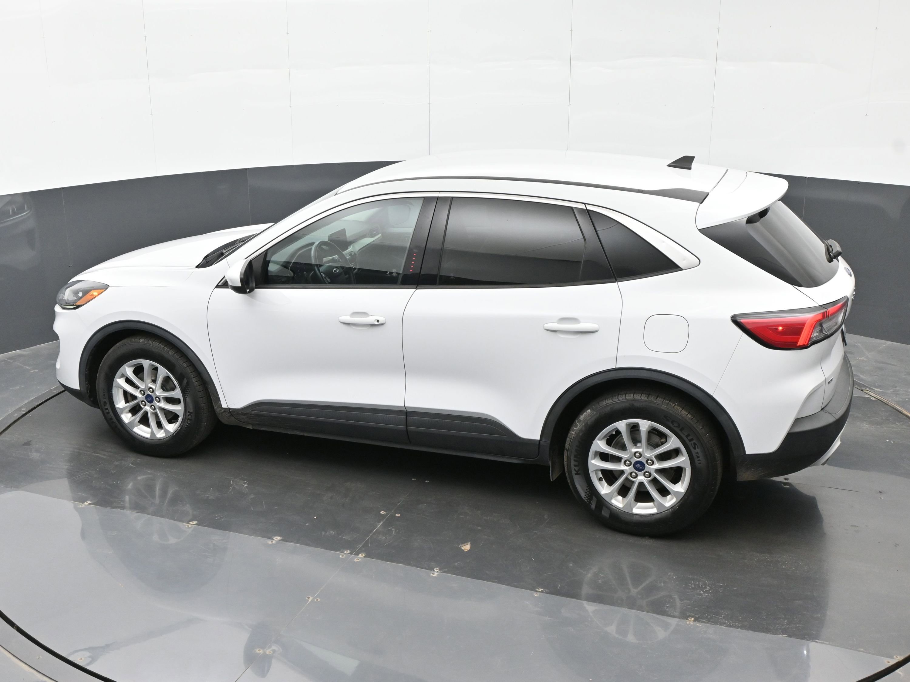 Used 2021 Ford Escape SE w/ Convenience Package image 33