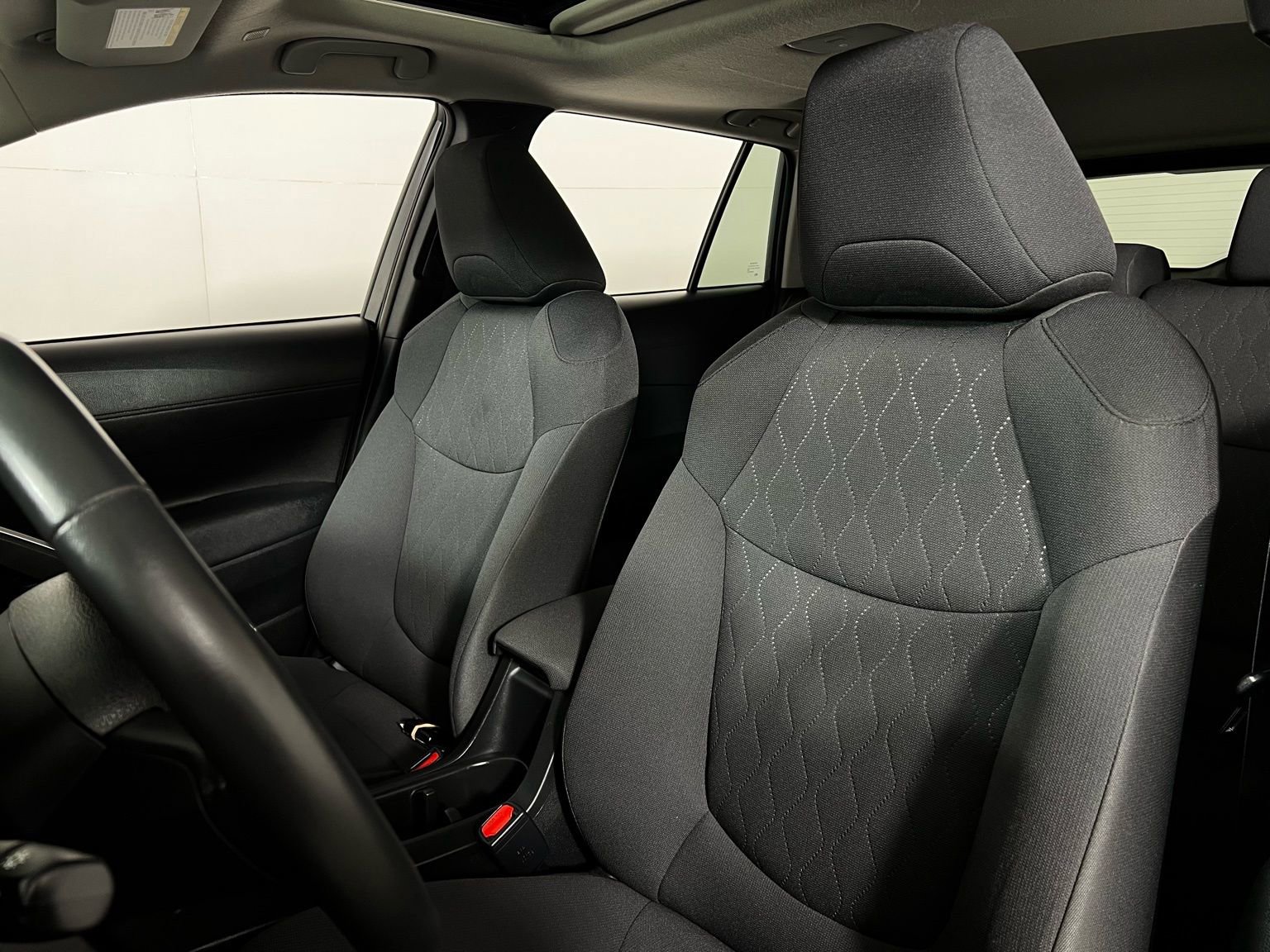 Certified 2024 Toyota Corolla Cross LE w/ Moonroof Package image 13