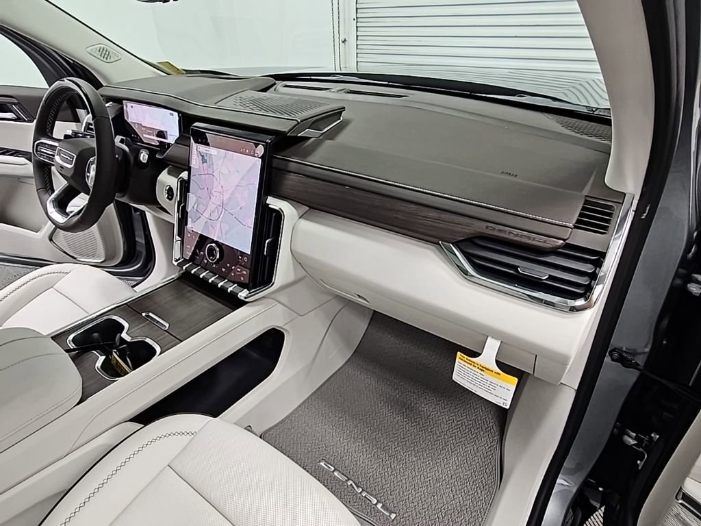 New 2026 GMC Acadia Denali w/ Super Cruise Package image 42