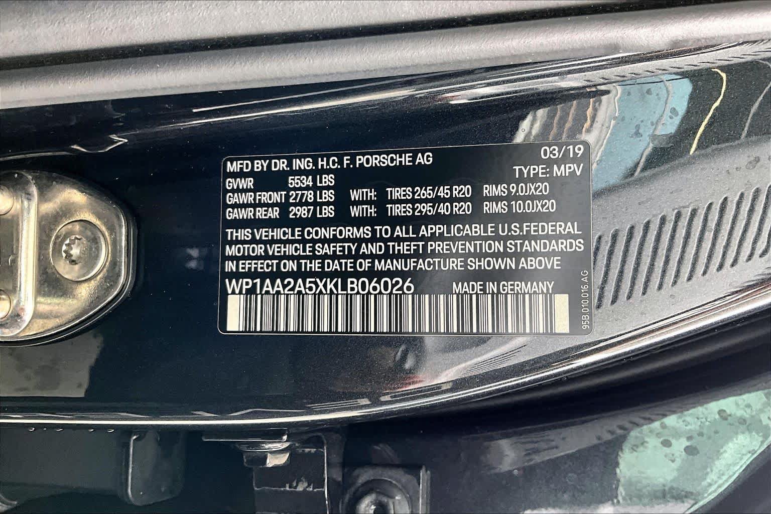 Used 2019 Porsche Macan AWD/4WD image 29