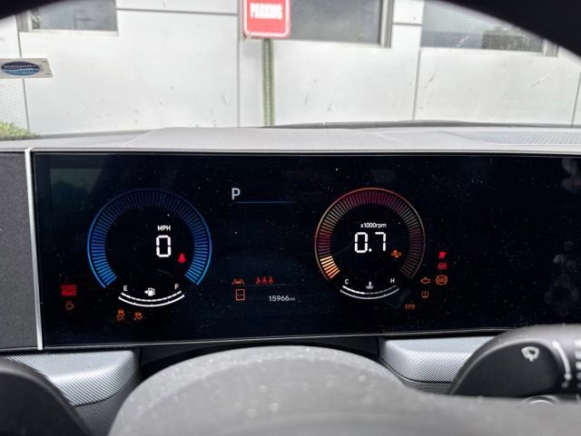 Used 2025 Hyundai Sonata SEL FWD image 32
