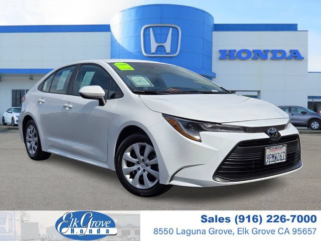 Used 2024 Toyota Corolla LE FWD image 1