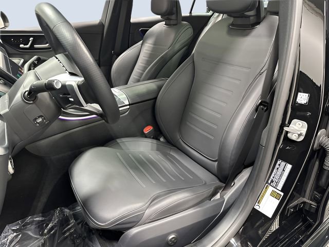 Used 2025 Mercedes-Benz C 300 4MATIC Sedan image 29