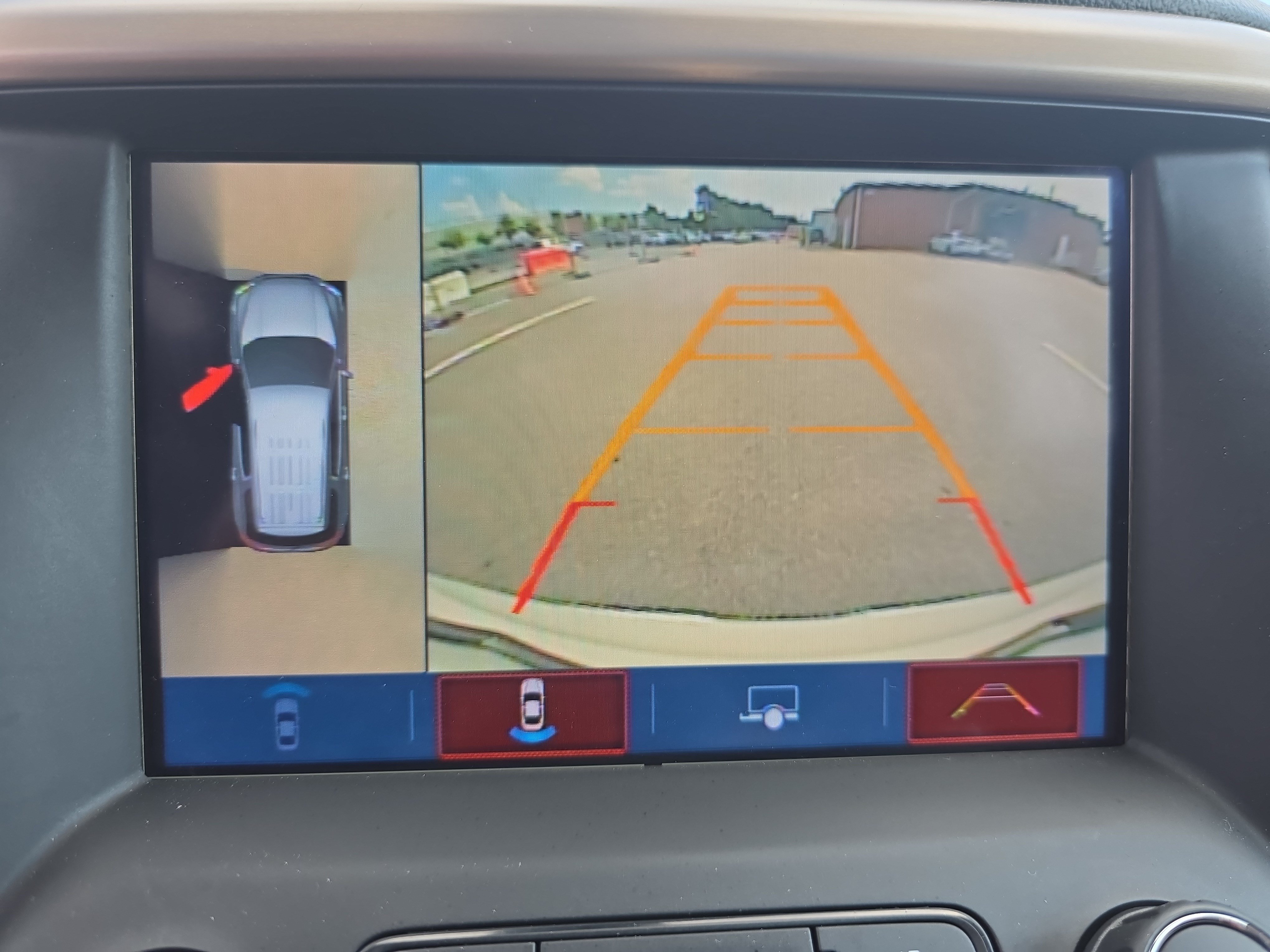 Used 2017 GMC Acadia Denali w/ Technology Package FWD image 24