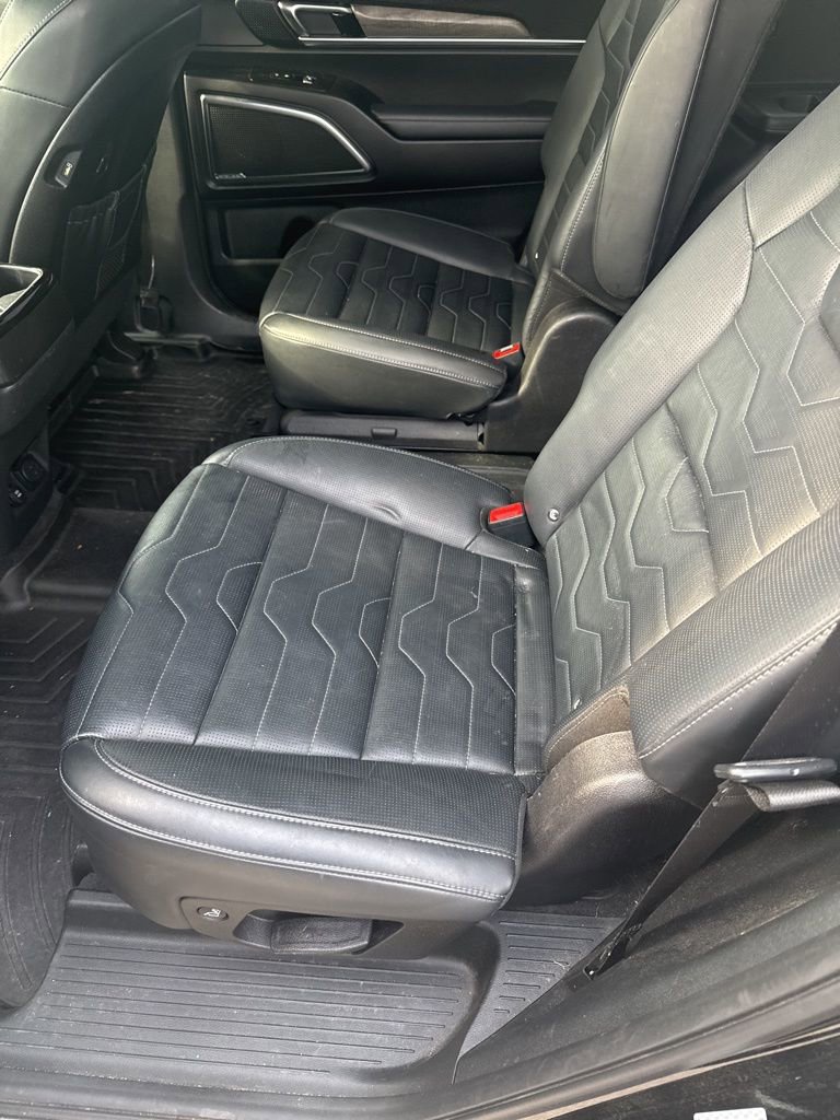 Used 2021 Kia Telluride SX w/ SX Prestige Package image 5