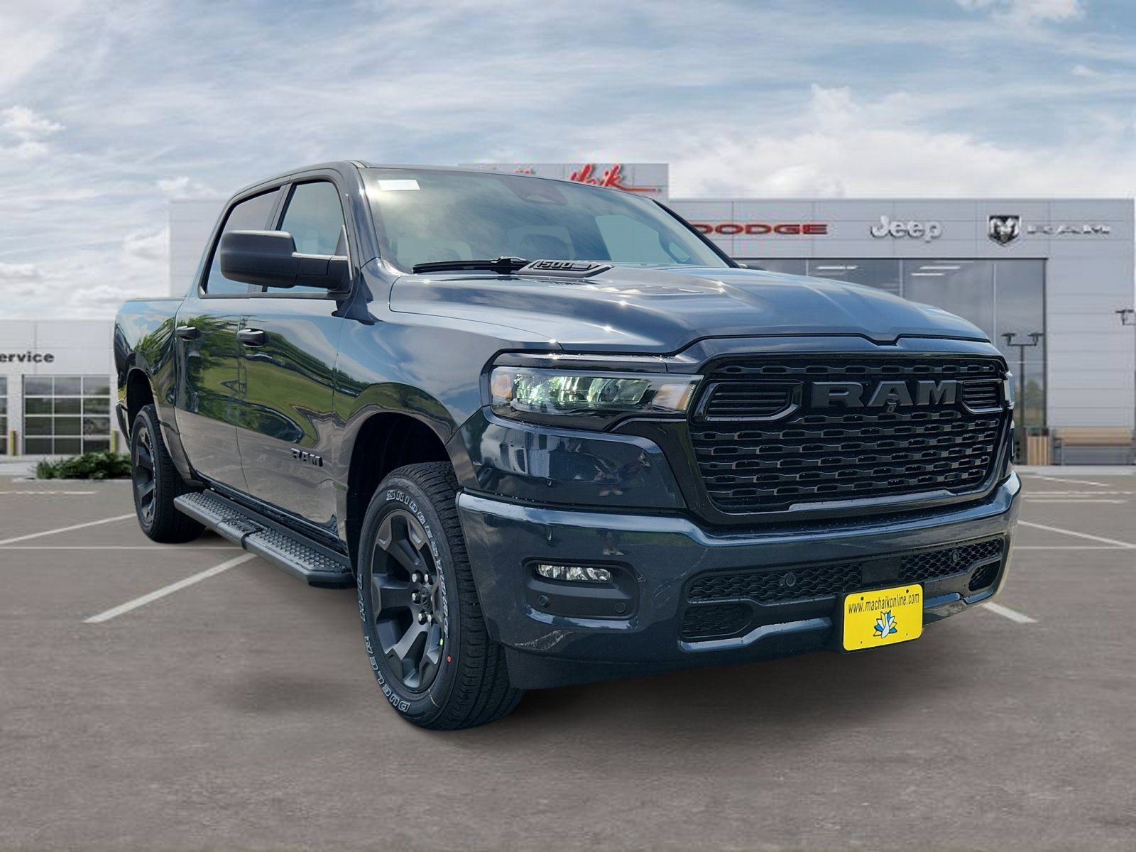 New 2026 RAM 1500 Express AWD/4WD image 7