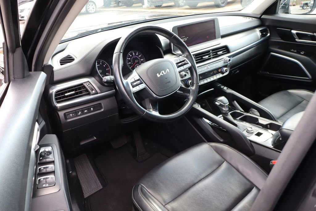 Used 2022 Kia Telluride S image 11