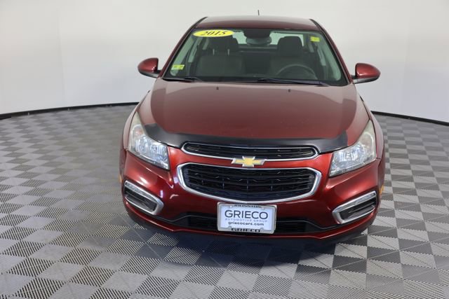 Used 2015 Chevrolet Cruze LT image 3