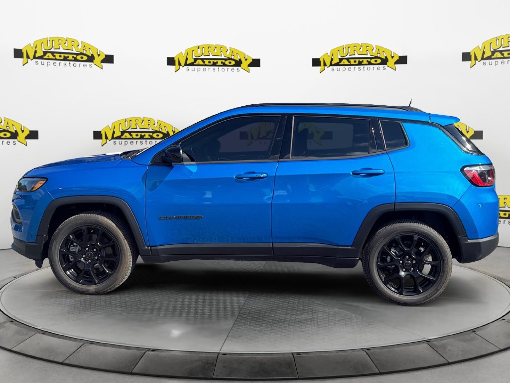 New 2025 Jeep Compass Latitude w/ Sun & Sound Group AWD/4WD image 2