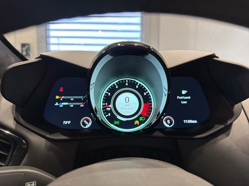 Used 2020 Aston Martin V8 Vantage Coupe image 24