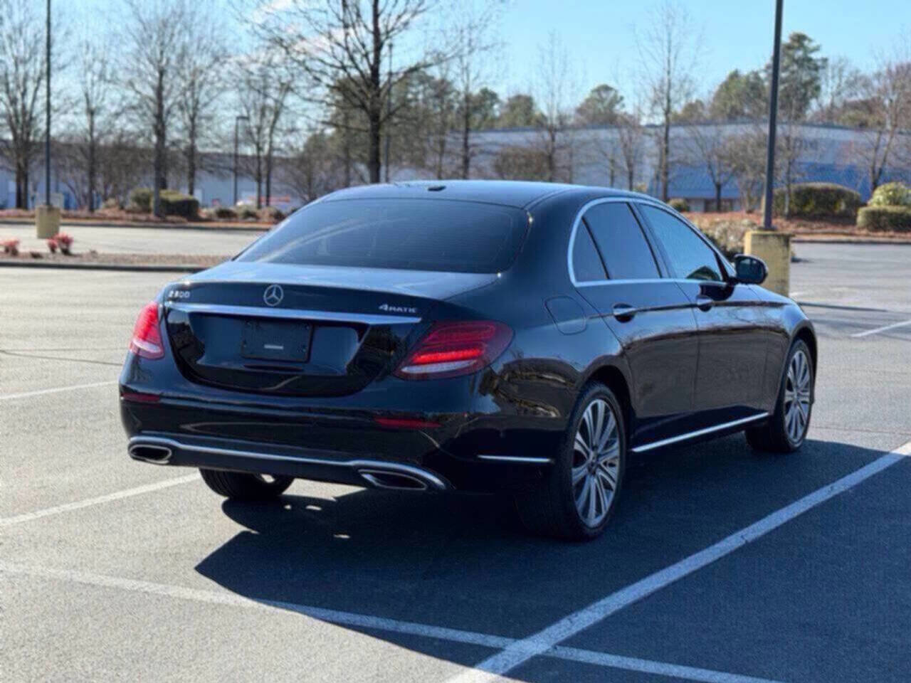 Used 2018 Mercedes-Benz E 300 4MATIC image 7