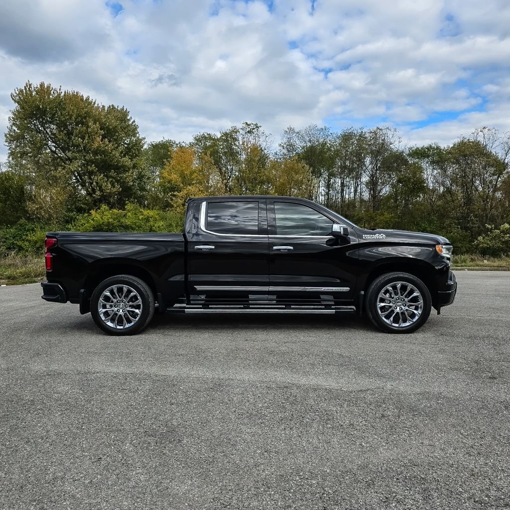 Used 2024 Chevrolet Silverado 1500 High Country w/ High Country Premium Package image 42