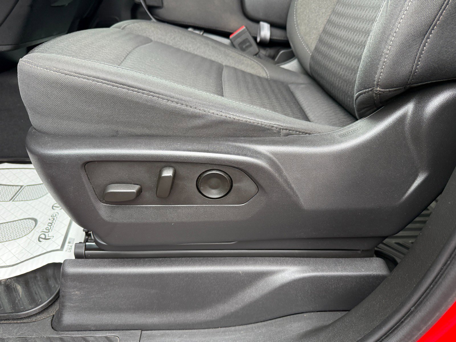 Used 2023 Chevrolet Silverado 1500 Custom AWD/4WD image 23