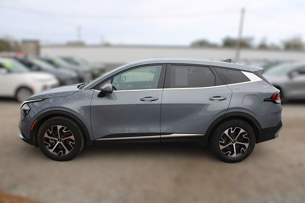 Used 2023 Kia Sportage EX image 13
