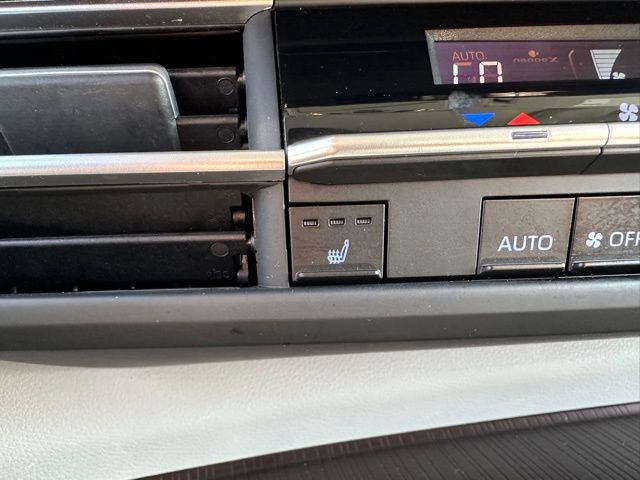 Used 2023 Toyota Sienna XLE image 20