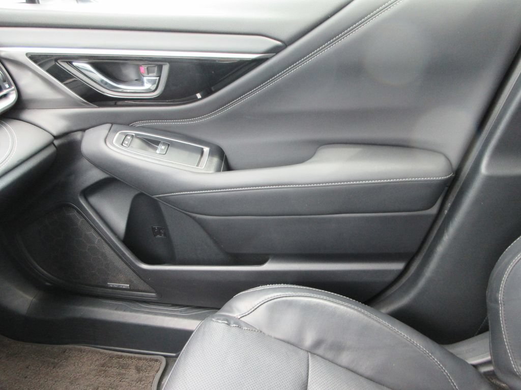 Used 2020 Subaru Outback Limited AWD/4WD image 34