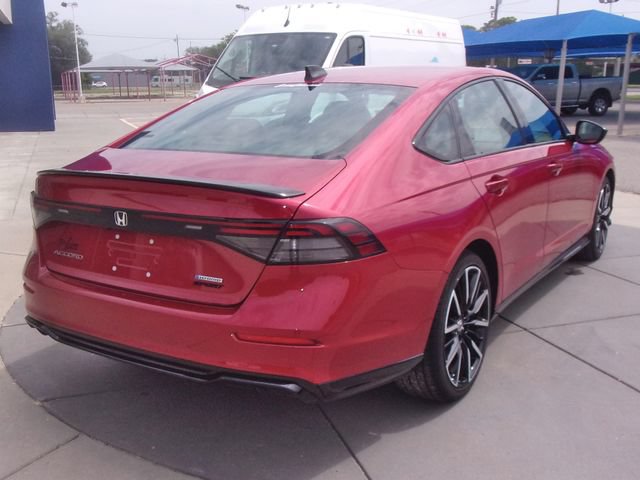 Used 2024 Honda Accord Sport image 11
