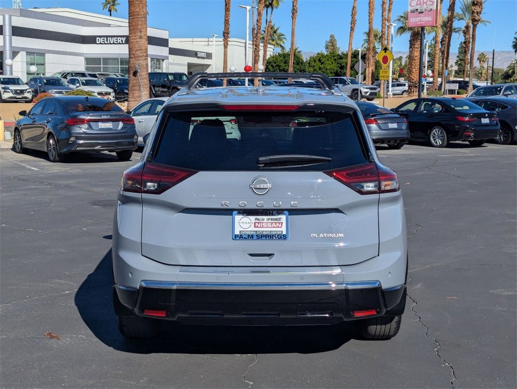 Certified 2025 Nissan Rogue Platinum w/ Platinum Premium Package image 4