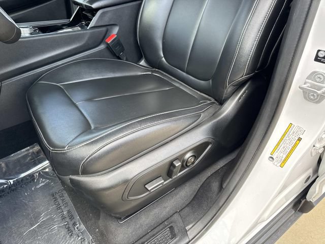 Used 2023 Jeep Grand Cherokee Limited AWD/4WD image 22