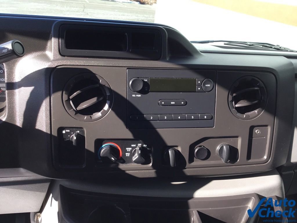 Used 2016 Ford E-350 and Econoline 350 Super Duty image 35