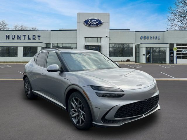 Used 2023 Genesis GV60 Advanced w/ Cargo Package AWD/4WD image 3