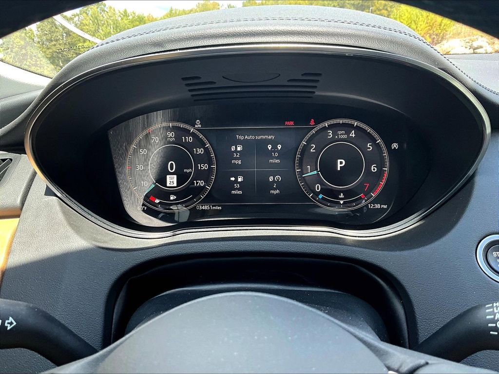 Used 2022 Jaguar E-PACE SE image 19