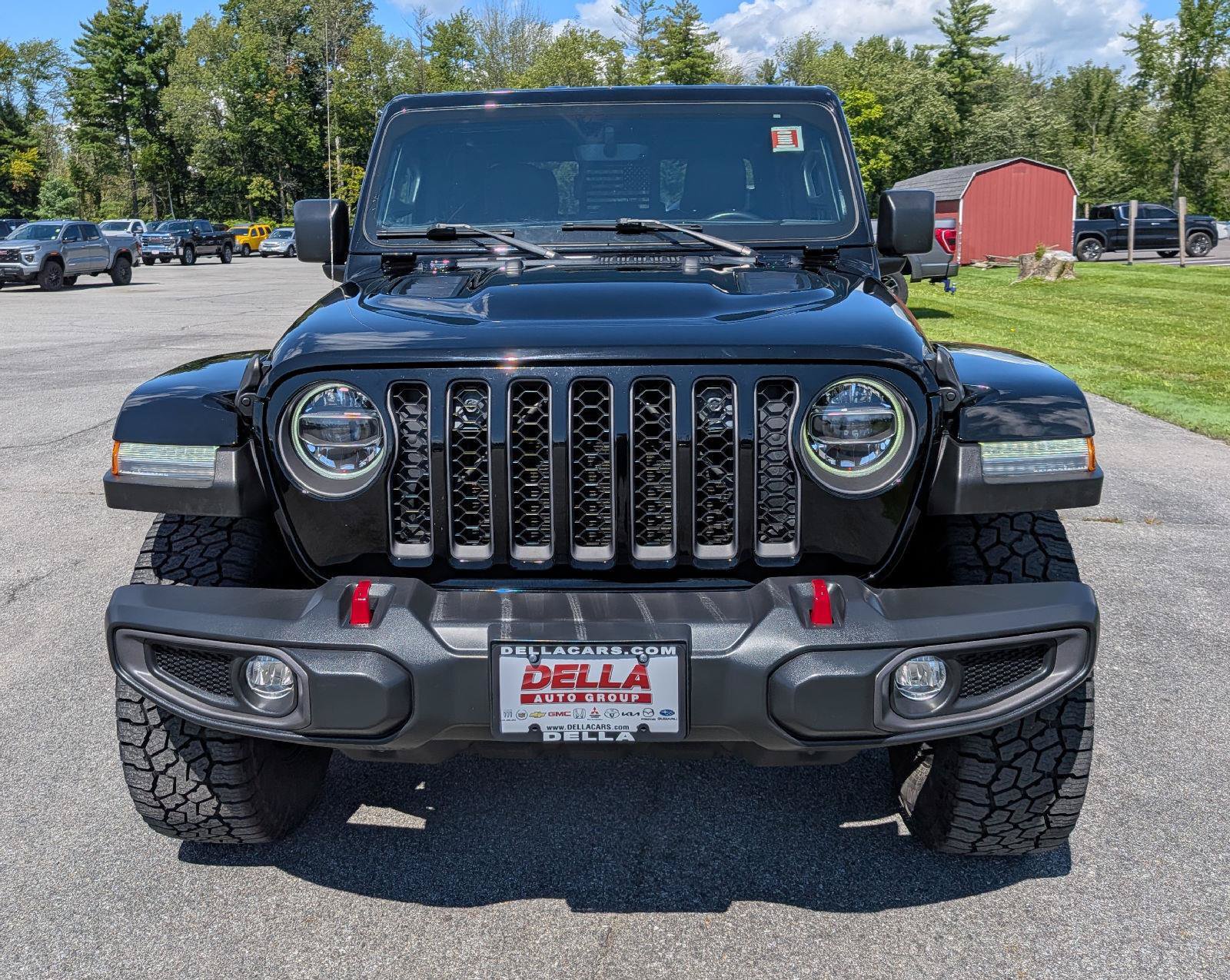 Used 2022 Jeep Gladiator Rubicon w/ LED Lighting Group AWD/4WD image 2