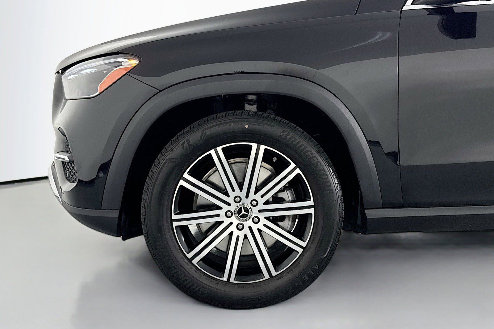 Certified 2025 Mercedes-Benz GLE 450e 4MATIC image 11