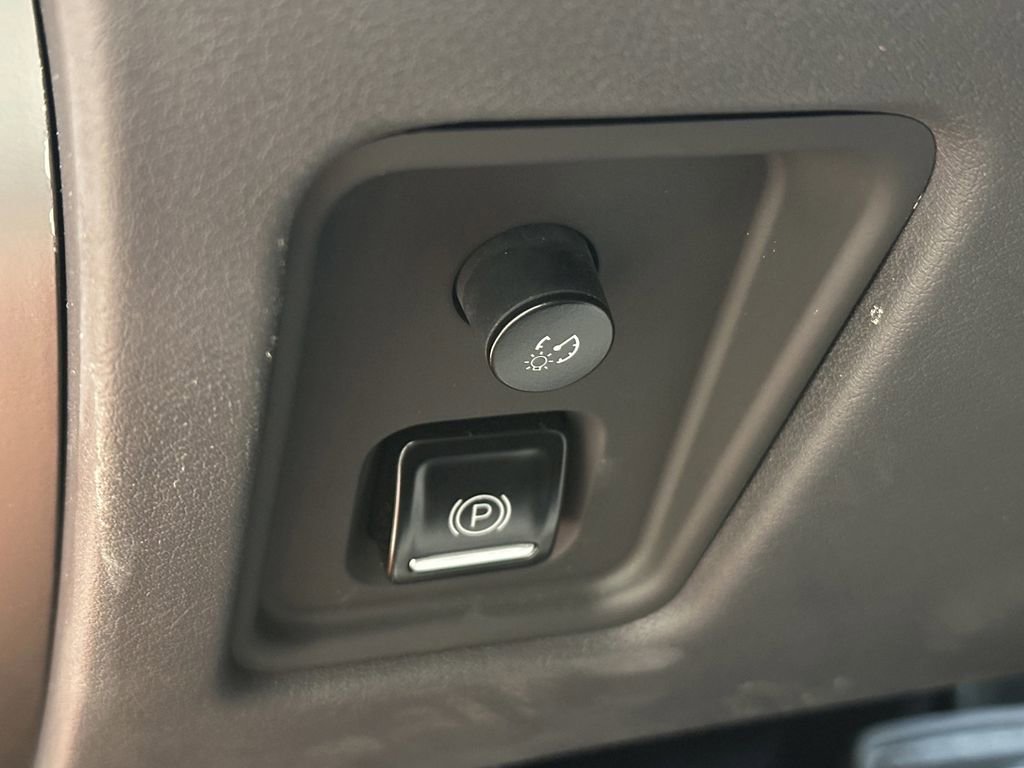 Used 2022 Chevrolet Corvette Stingray Preferred Cpe w/ Z51 Performance Package image 32