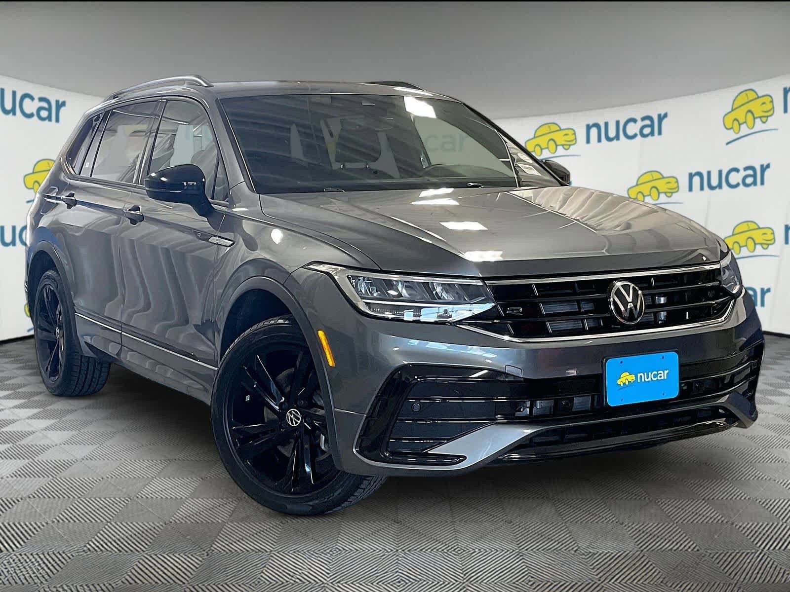 Used 2023 Volkswagen Tiguan SE R-Line AWD/4WD image 1