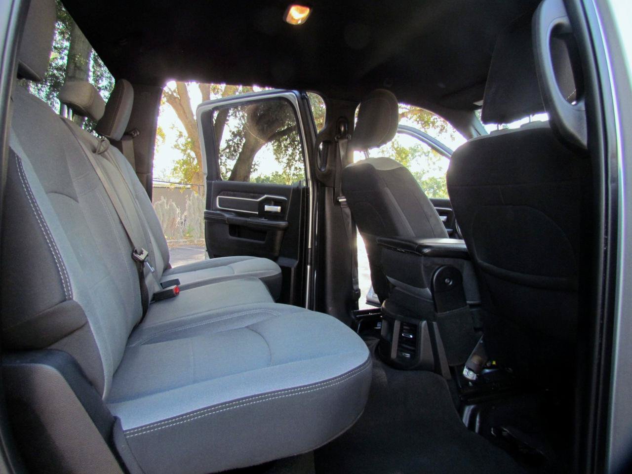 Used 2024 RAM 2500 Big Horn AWD/4WD image 24