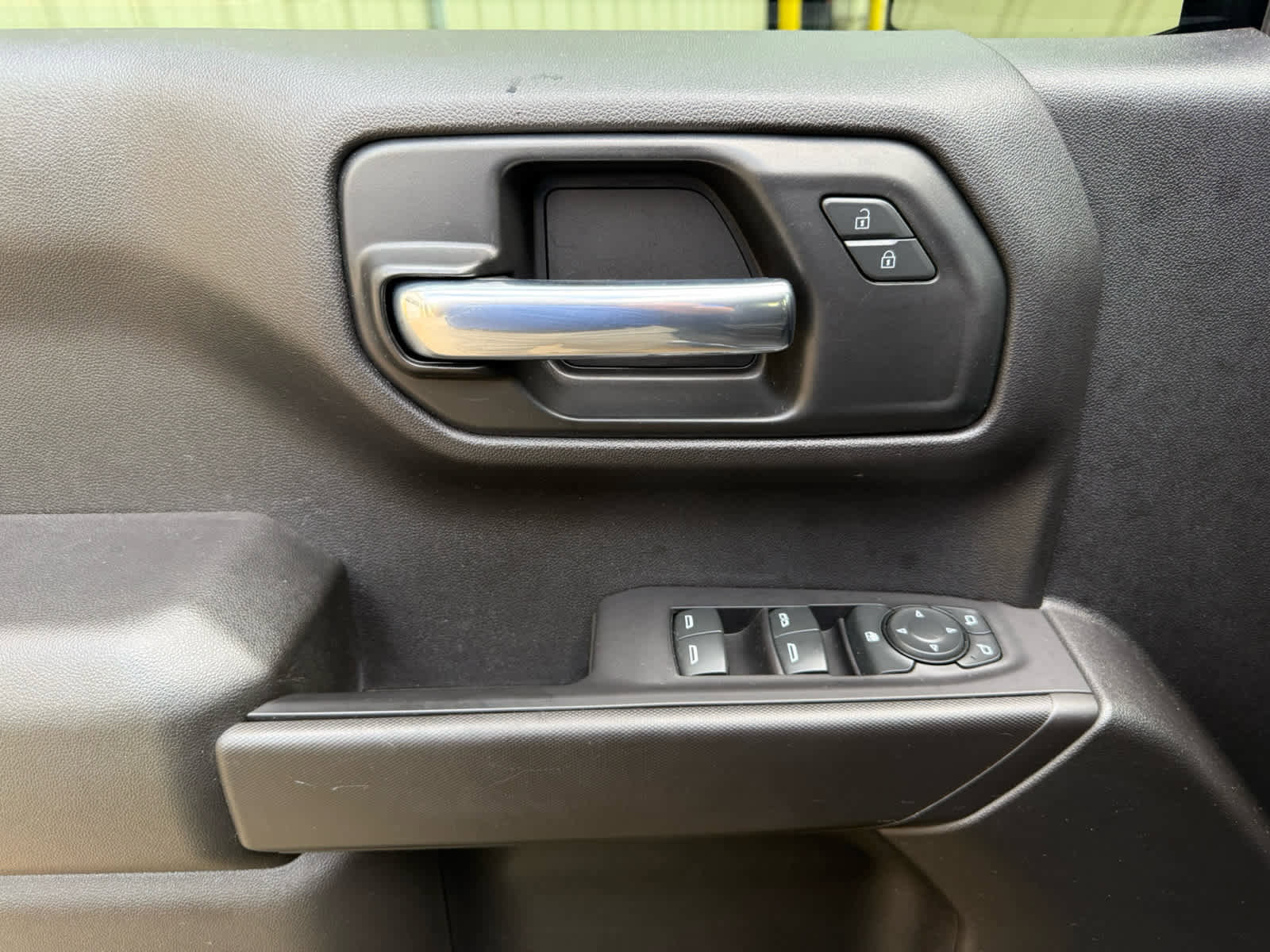 Used 2021 Chevrolet Silverado 1500 Custom AWD/4WD image 11