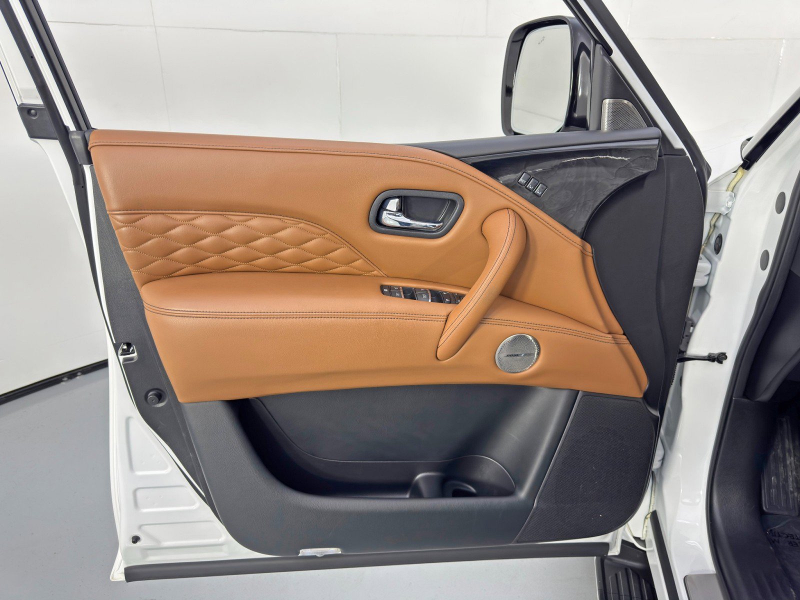 Used 2023 INFINITI QX80 Sensory w/ Cargo Package image 49