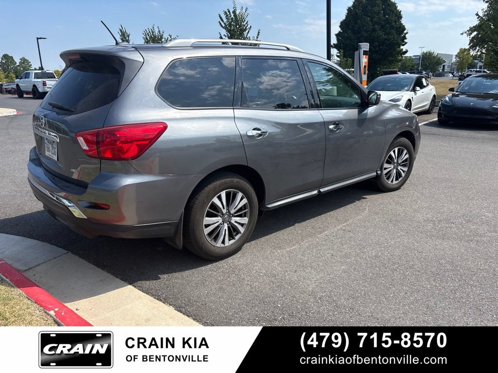 Used 2018 Nissan Pathfinder S AWD/4WD image 3