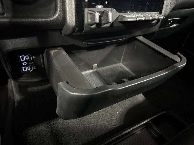 Used 2023 RAM 1500 Laramie AWD/4WD image 17